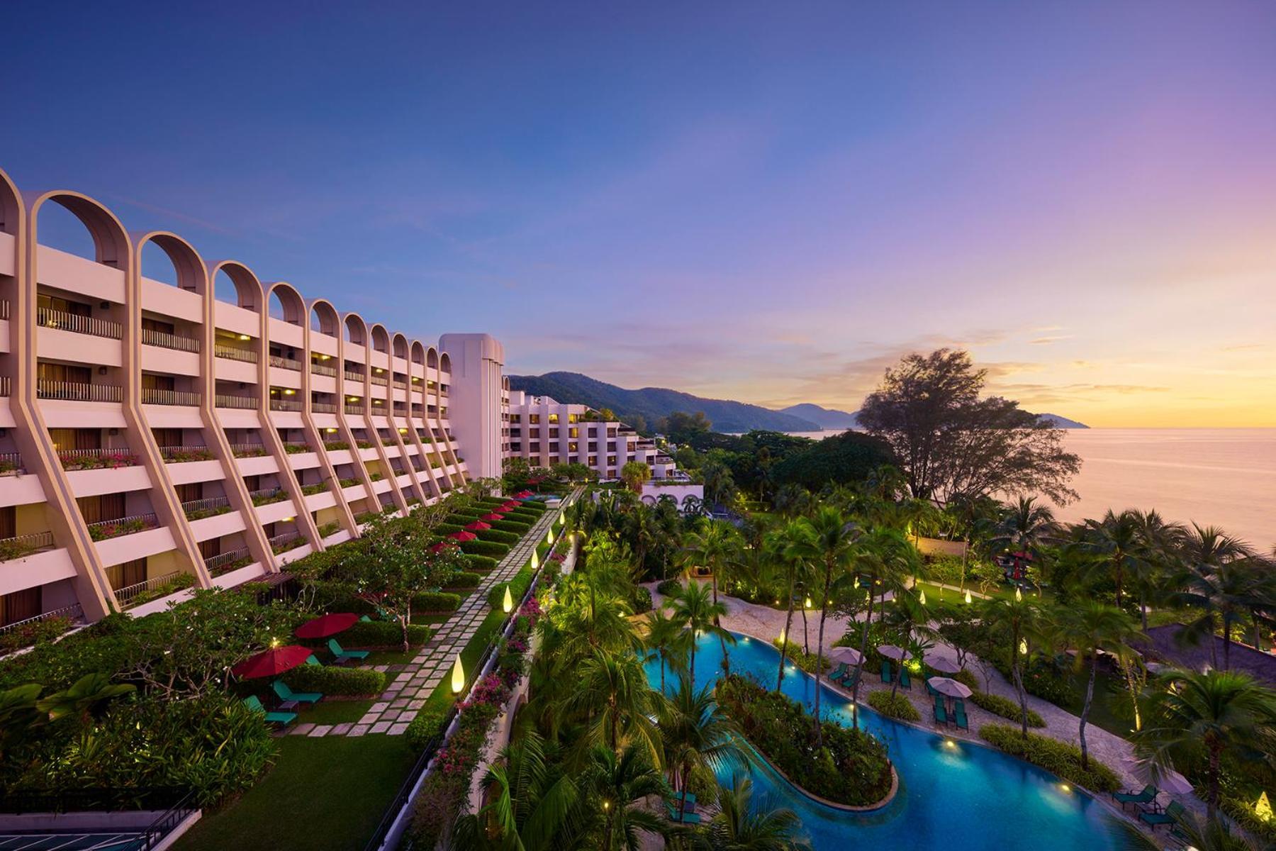 Parkroyal Penang 5*